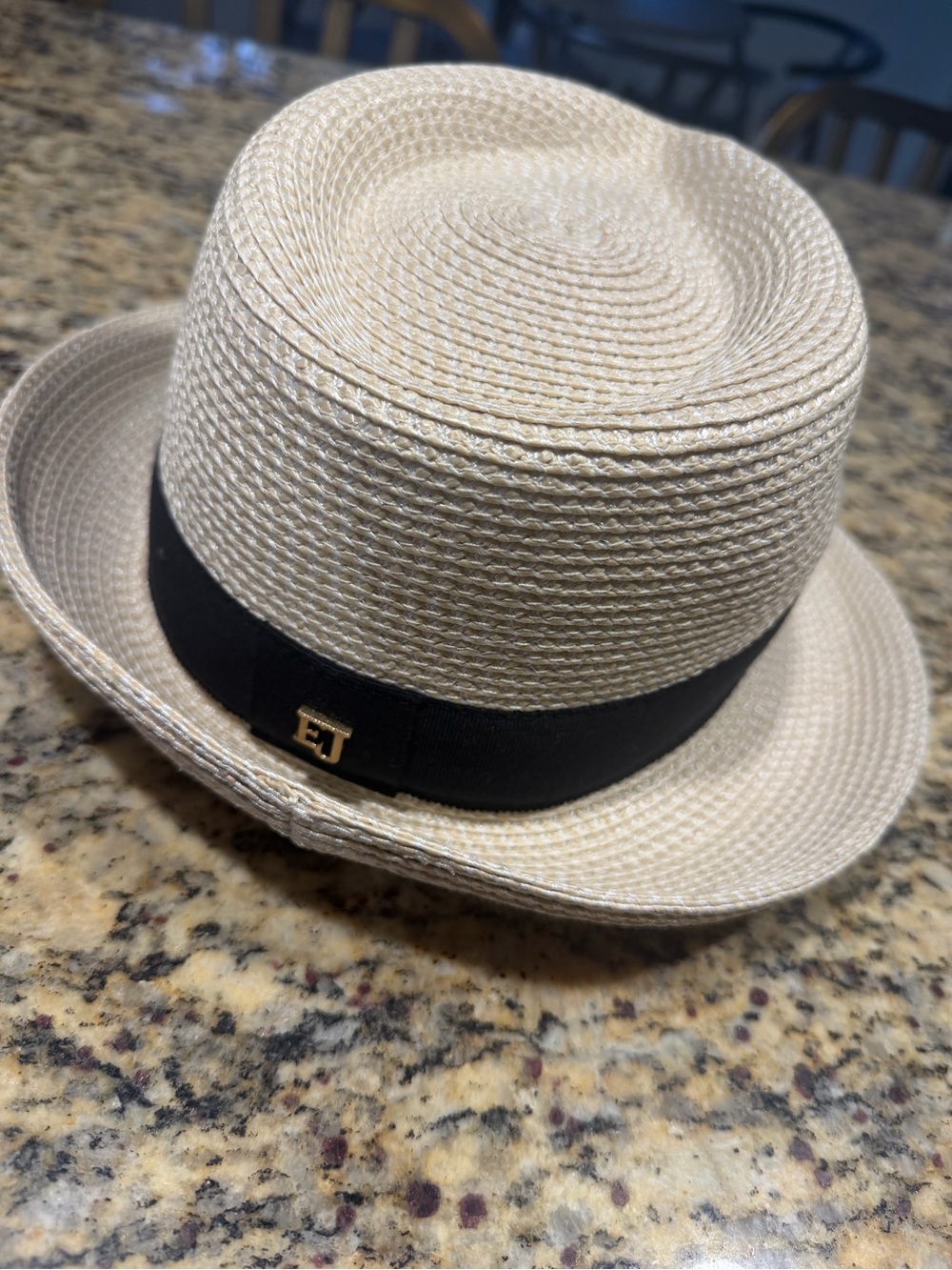Eric Javits Classic Squishee Straw Packable Fedora Sun Hat. Black Band, Cream - Picture 2 of 4